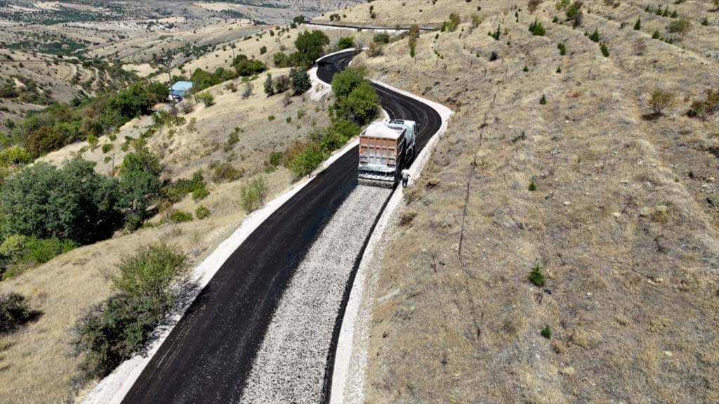 Elazığ Belediyesi, 8 Mahallede Sathi Kaplama